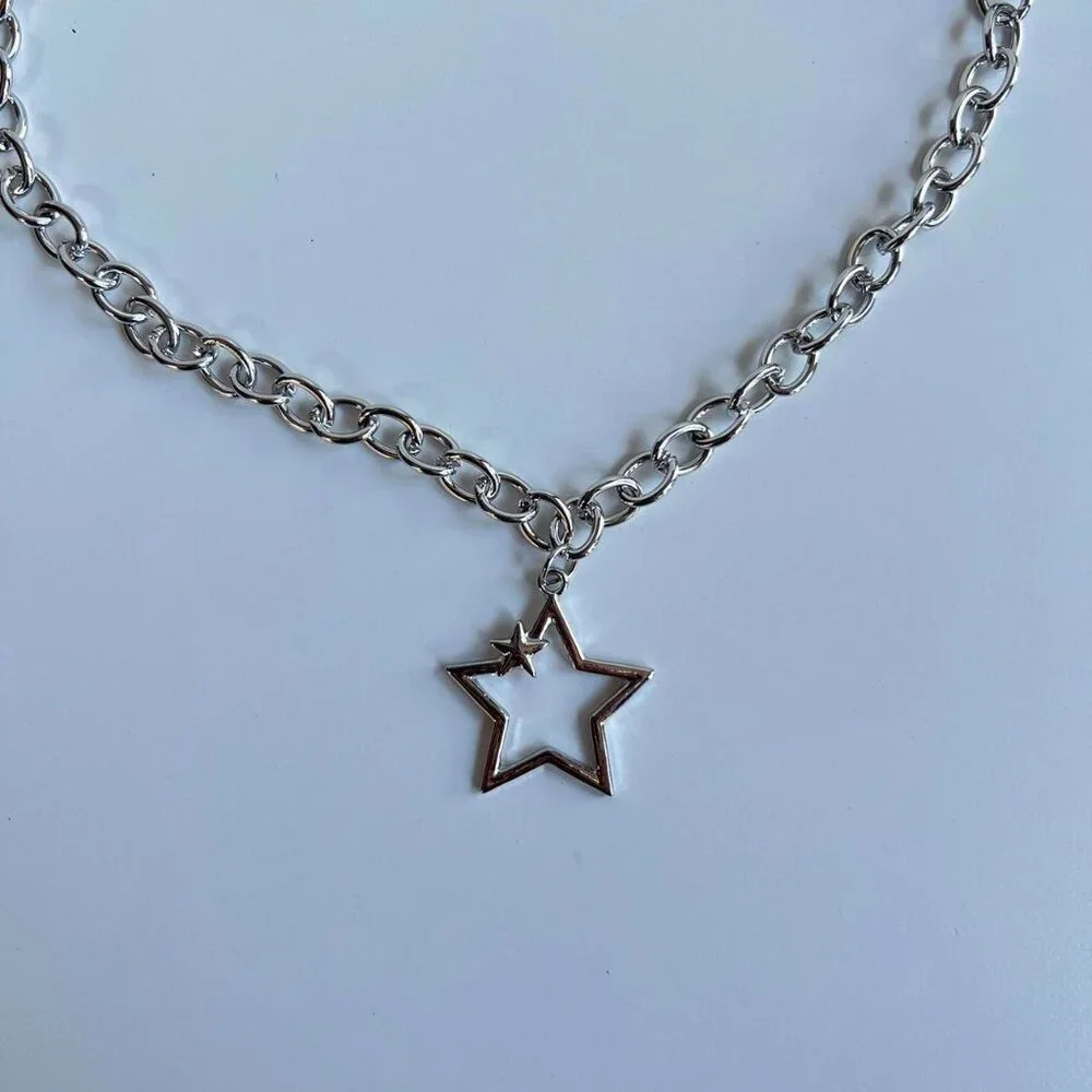 y2k 2000s star chain cute goth grunge silver necklace